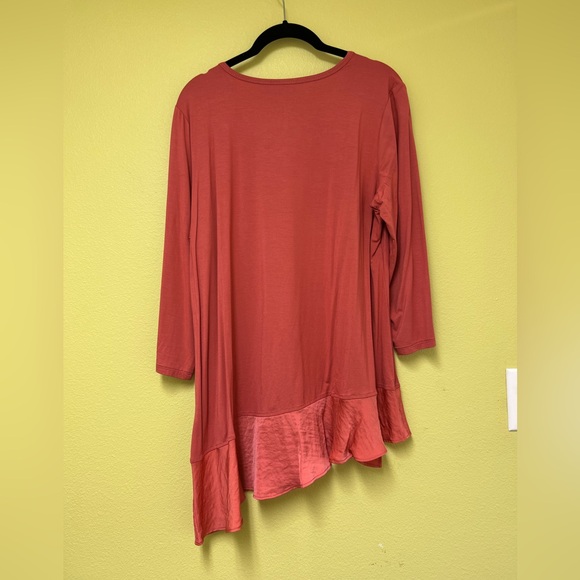 LOGO by Lori Goldstein Rose Asymmetrical Tunic - Picture 7 of 7